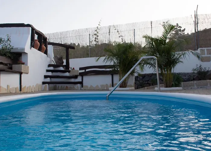 Casa El Pino * ビラフロール